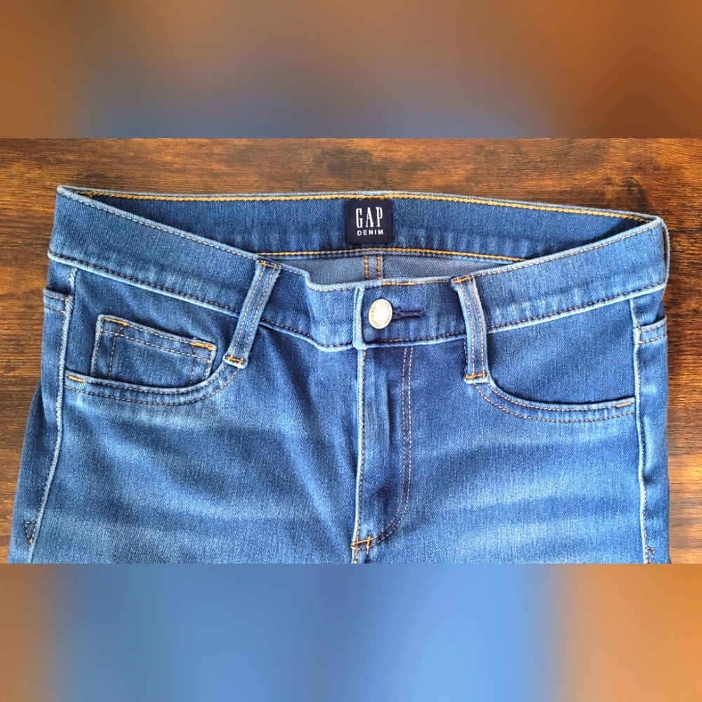 Gap jeggings size 27